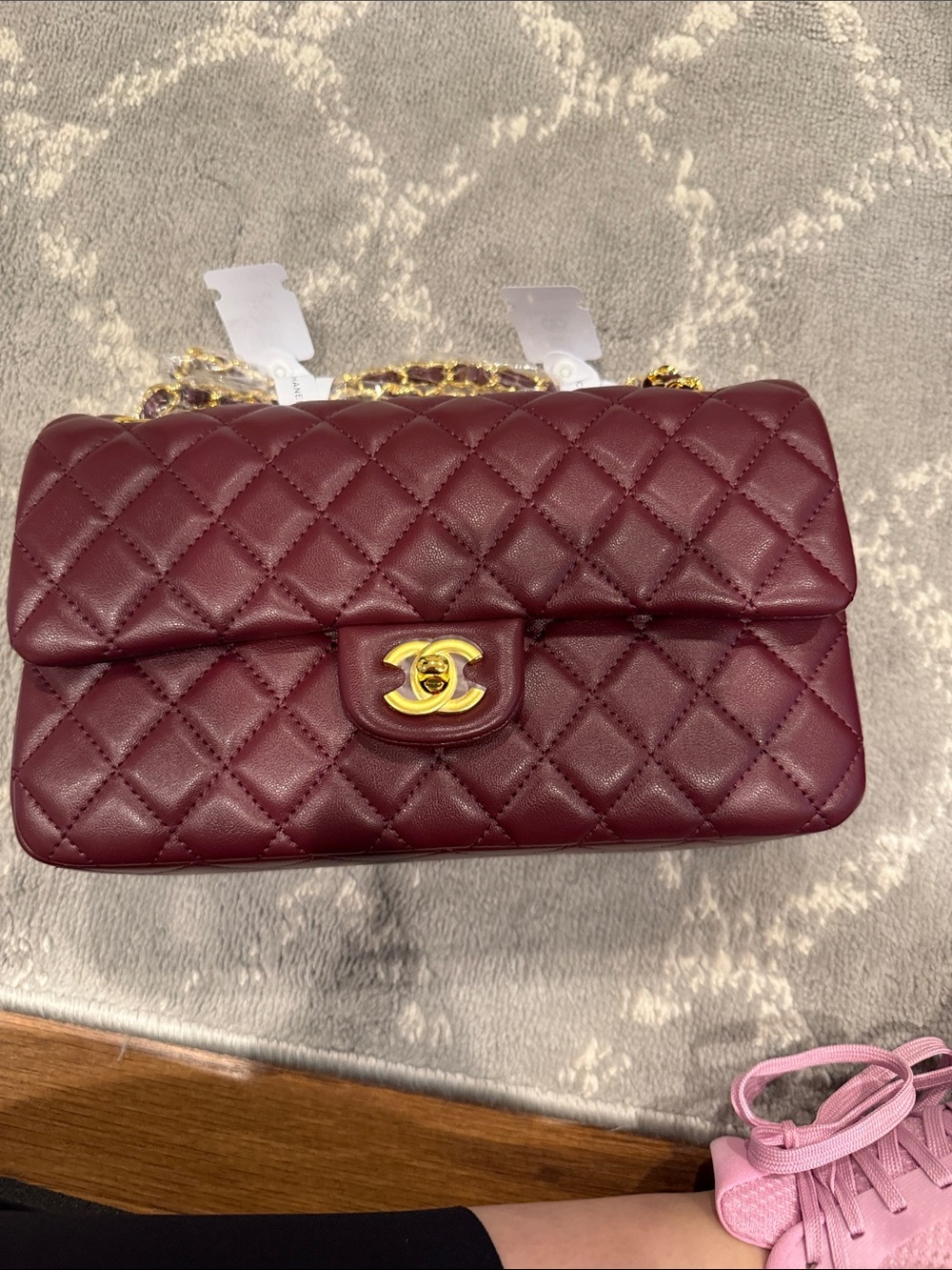Chanel style maroon and gold small classic flap - Picture 11 of 12